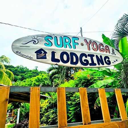 Don Jon'S Surf And Yoga Lodge Playa Santa Teresa  Buitenkant foto
