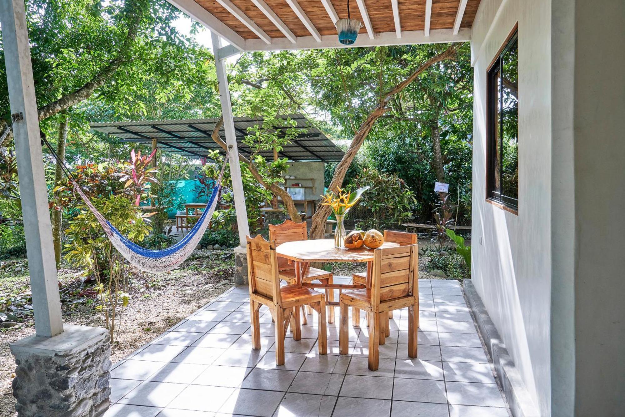 Don Jon'S Surf And Yoga Lodge Playa Santa Teresa  Buitenkant foto