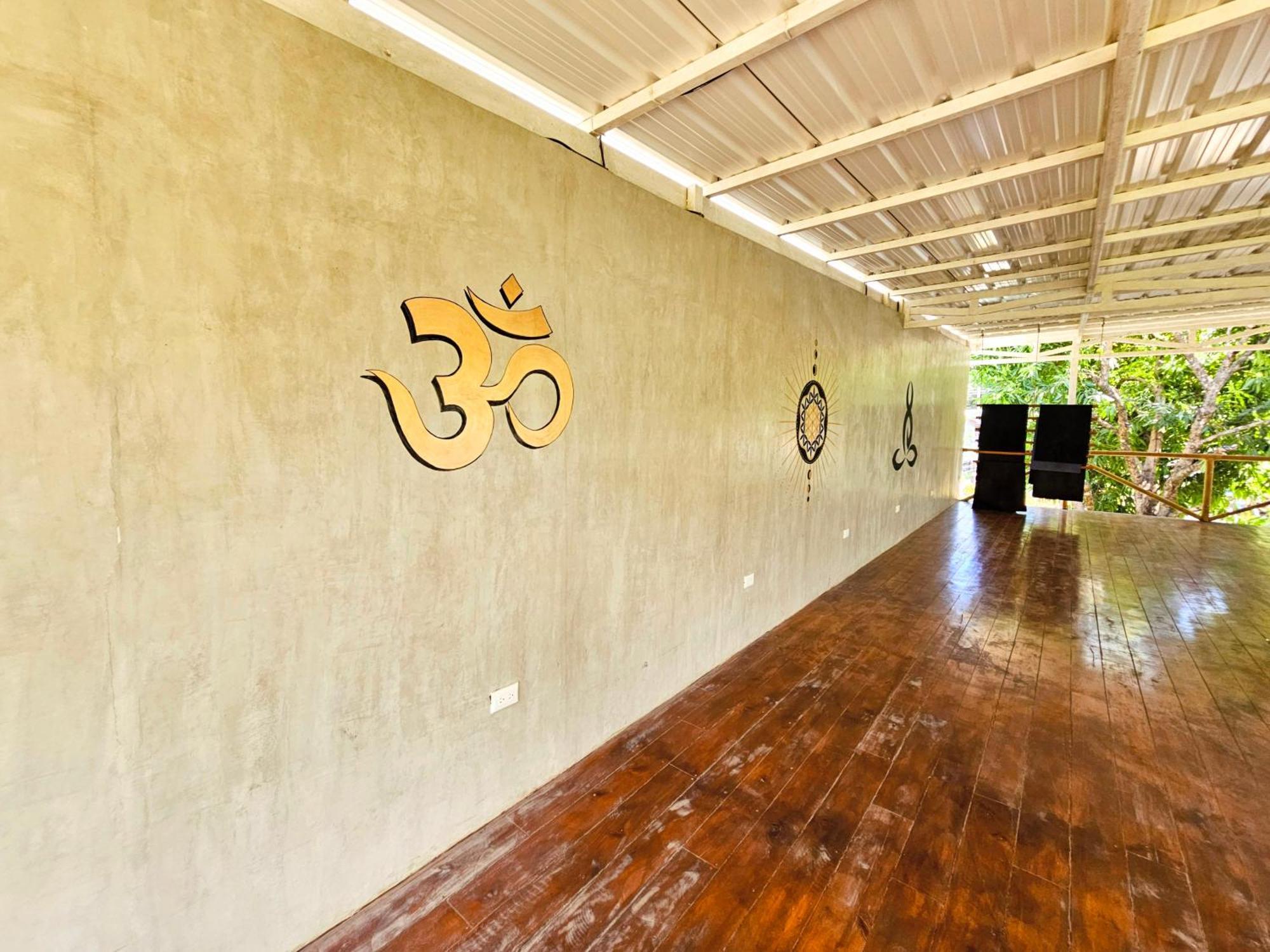 Don Jon'S Surf And Yoga Lodge Playa Santa Teresa  Buitenkant foto