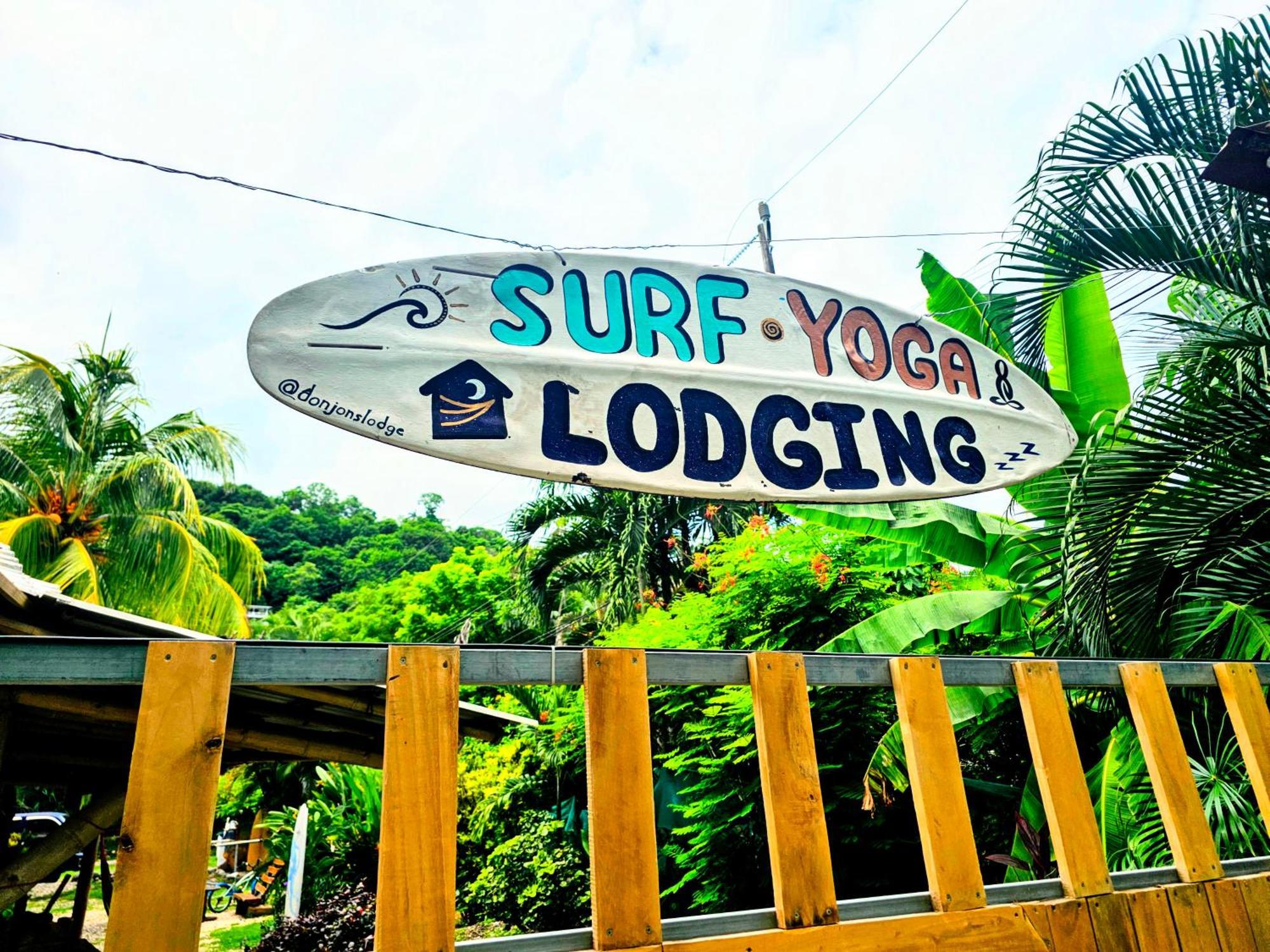 Don Jon'S Surf And Yoga Lodge Playa Santa Teresa  Buitenkant foto